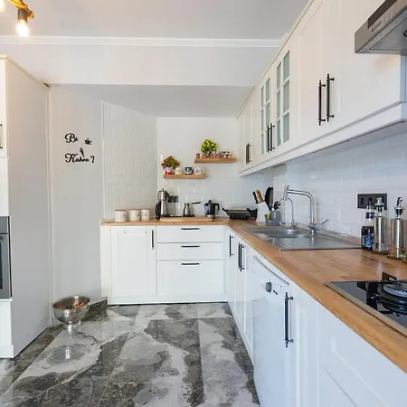 Asli Apartamento *